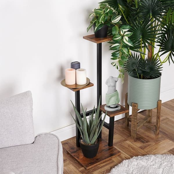 Blomsterstativ i metal med fire niveauer, industriel stil