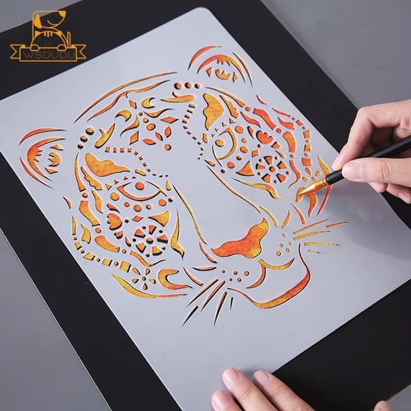 Scratch Art Set - 10 Sheets & 5 Stencils for Kids - DIY Craft Set with Landmarks and Animals