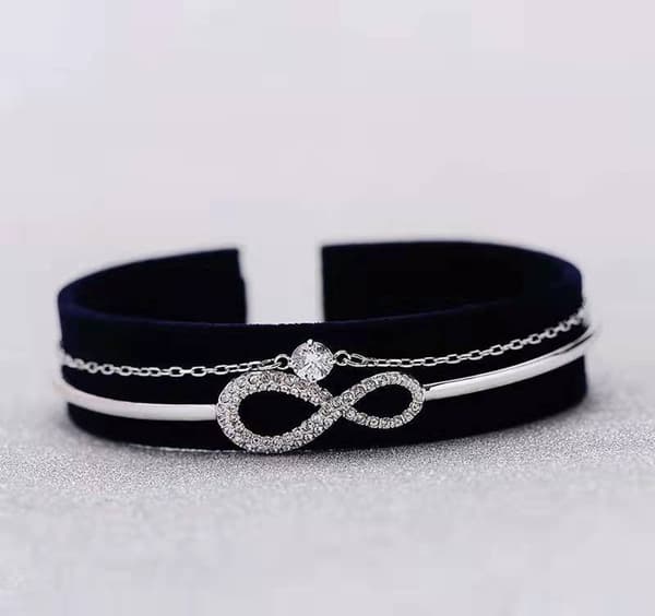 EVIG KÄRLEK 8-ords dubbelskiktat armband