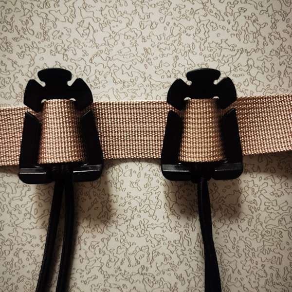 4-pack Molle Web Dominators med Bungee-snöre, Hållbart Taktiskt Webbhanteringsverktyg, Ryggsäckstillbehör, Taktiskt Växelklämma, Mångsidig Fästrem