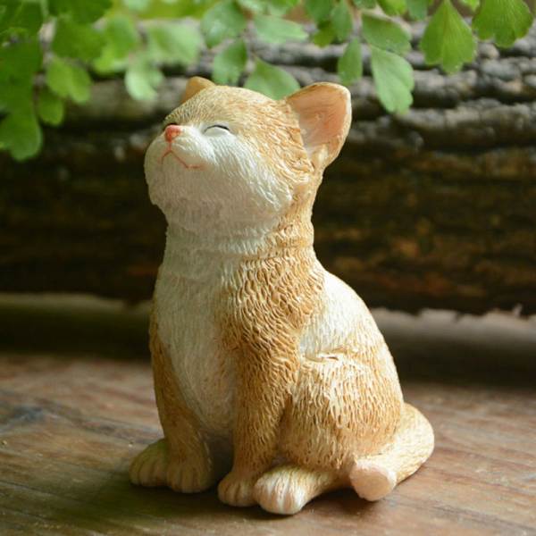 Miniature kattefigur til fehave - Sød killing