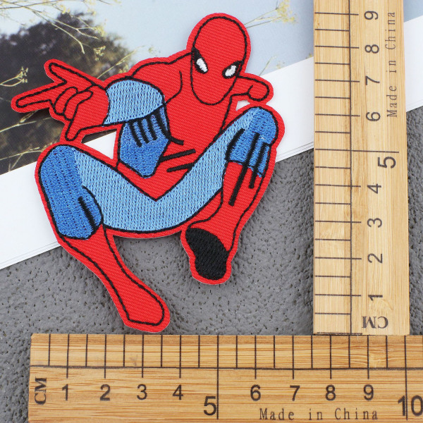 18 stk. Spiderman-broderede kludklistermærker til spillapper