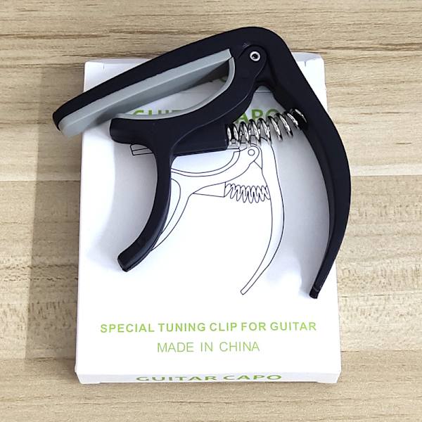 Gitar Capo for 6-strengs elektriske og akustiske gitarer – Microme