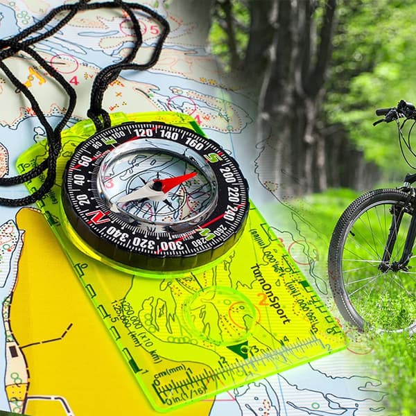 Suunnistuksen kompassi, vaelluskompassi, reppuselkäkompassi | Advanced Scout