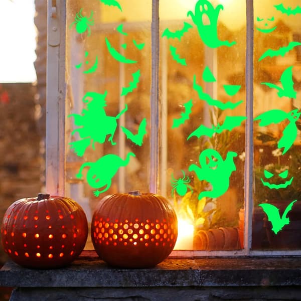 Halloween dekorasjon, 4 ark Halloween Selvlysende klistremerker, 30 stk lysende