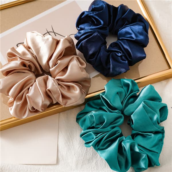 Stor Satin Scrunchie 9,9 cm (8 stk.)
