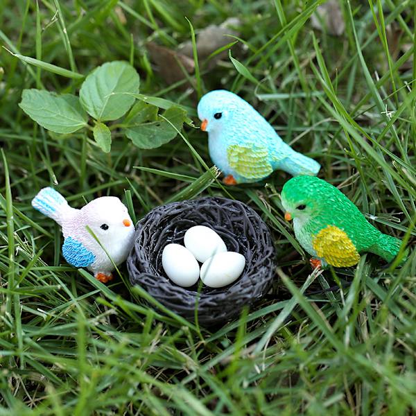 4 kpl miniatyyrieläinkoristetta, miniatyyrinukkekodin sisustus