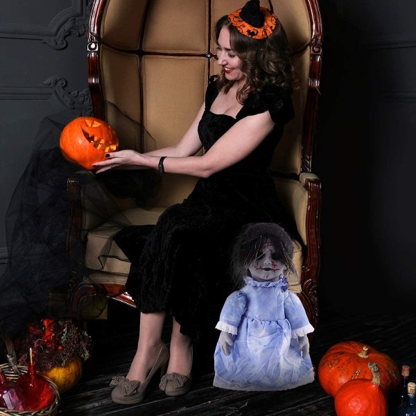 1 PC Halloween Creepy Dolls Skremmende stemmeaktivert induksjonstur