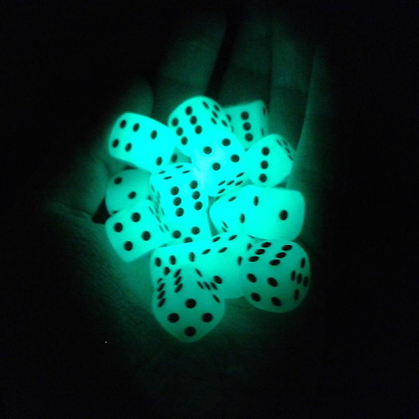 5 stk 14mm Lysende Terninger Sett Noctilucent Terninger
