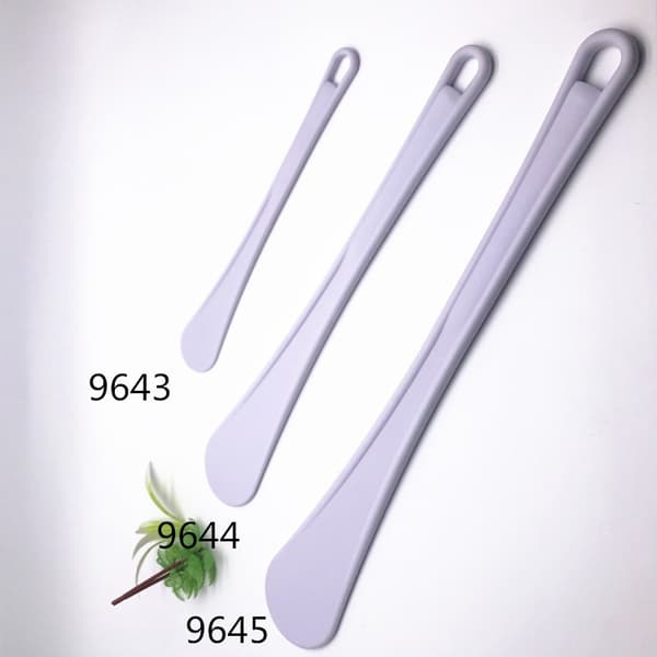 34 cm hvit stekespade i