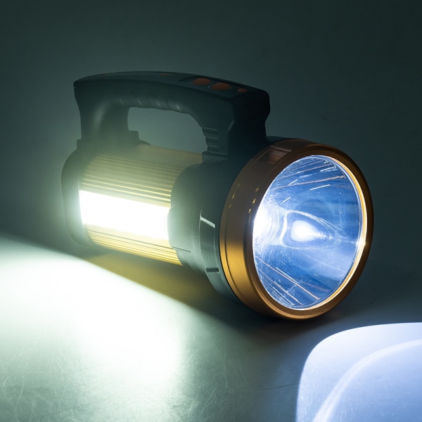 Genopladelig LED-lommelygte - 8000 lumen superlys håndholdt blitz