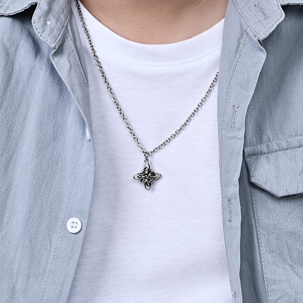 Vintage Celtic Knot -kaulakoru, ruostumaton teräs, ikuisen rakkauden solki