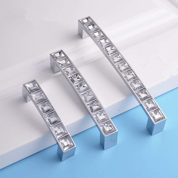 5-pak Moderne Dekorative Krystallhåndtak, 4\" Lengde (3.8\" H