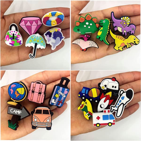 Hooves Charm Assorted Random Designs 100 st PVC-tillbehör för