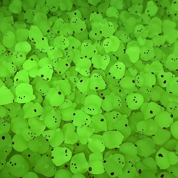 100 mini kyllingfigurer i harpiks | Selvlysende i mørket