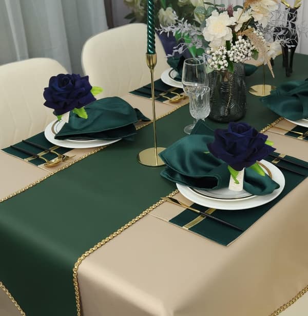 12 Emulerede Blomsterservietringe (Skjult Blå), Bryllupsreception
