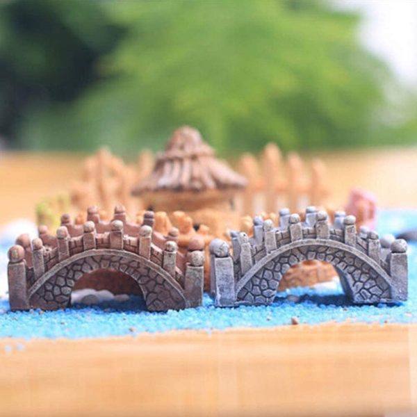 2 kappaletta Kobashi-miniatyyriakvaarion koristeita