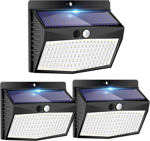 Utendørs solcellelampe bevegelsessensor 3-pakning 138LED vanntett ledning
