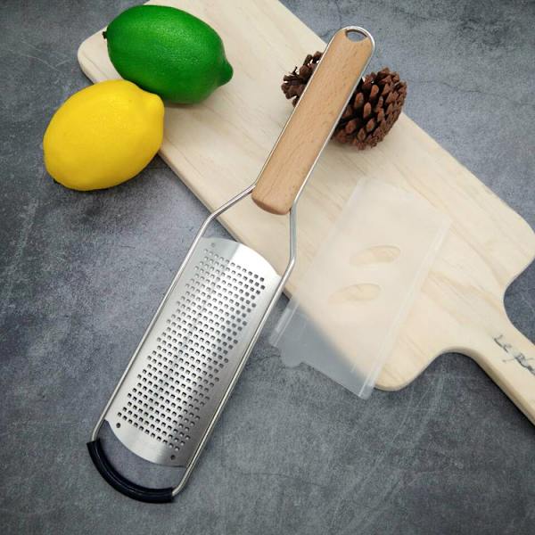 Silikonrivare med trähandtag, rostfritt stål Microplane F