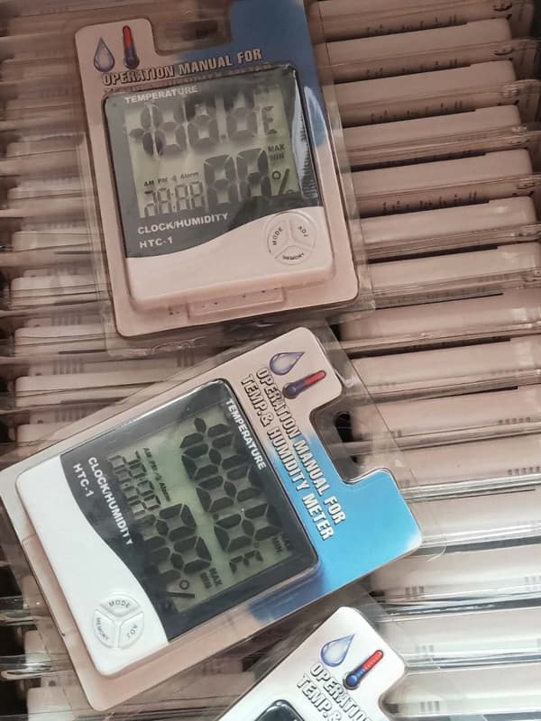DIGIFLEX Digitaalinen LCD-lämpötila- ja kosteusmittari Kellohälytys