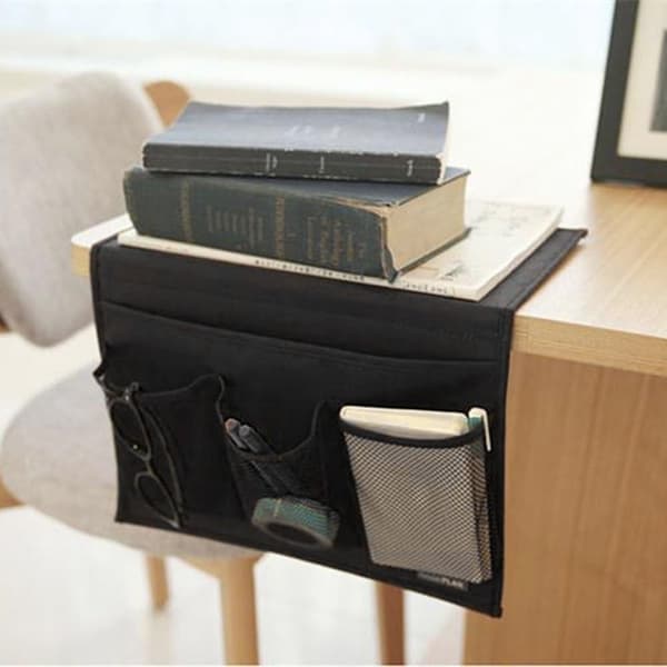 Svart - Sengesidearrangør - 4 lommer - Passer til seng eller sofa