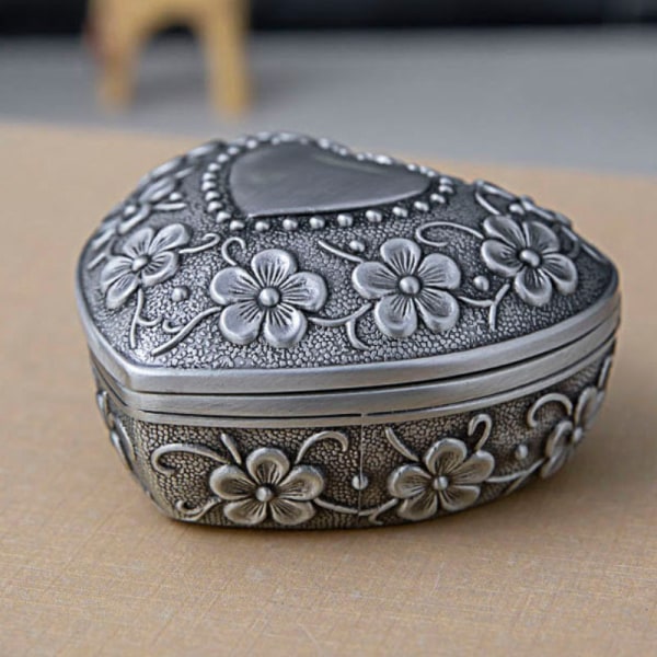 Vintage hjerteformet smykkeskrin - lille antik ring/øreringe/N