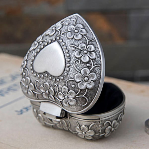 Vintage hjerteformet smykkeskrin - lille antik ring/øreringe/N