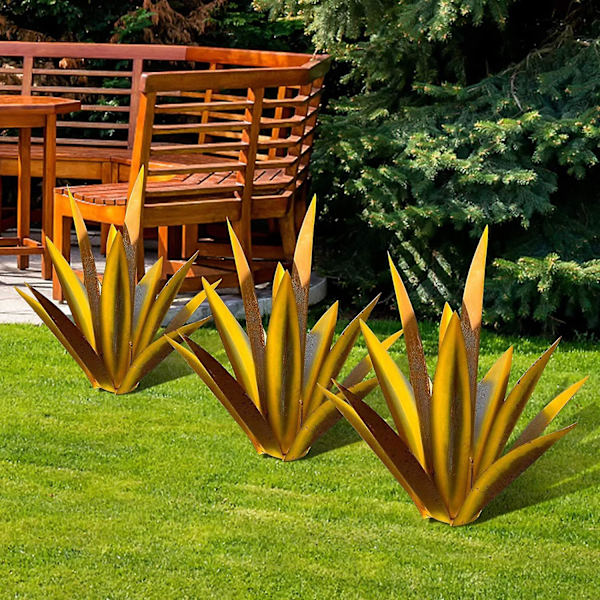 Agave-kasvi, metallinen puutarhakoriste, antiikkinen metallinen veistos