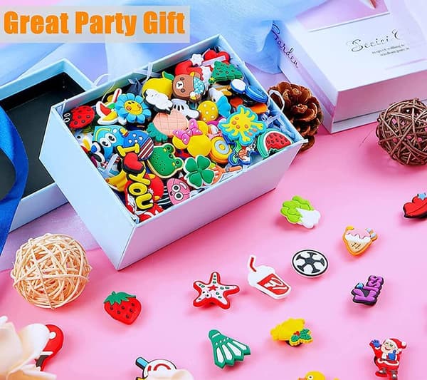 Hooves Charm Assorted Random Designs 100 st PVC-tillbehör för