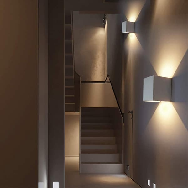 Moderni 12W LED-seinävalaisin/ulkoseinävalaisin, vedenpitävä säädettävä