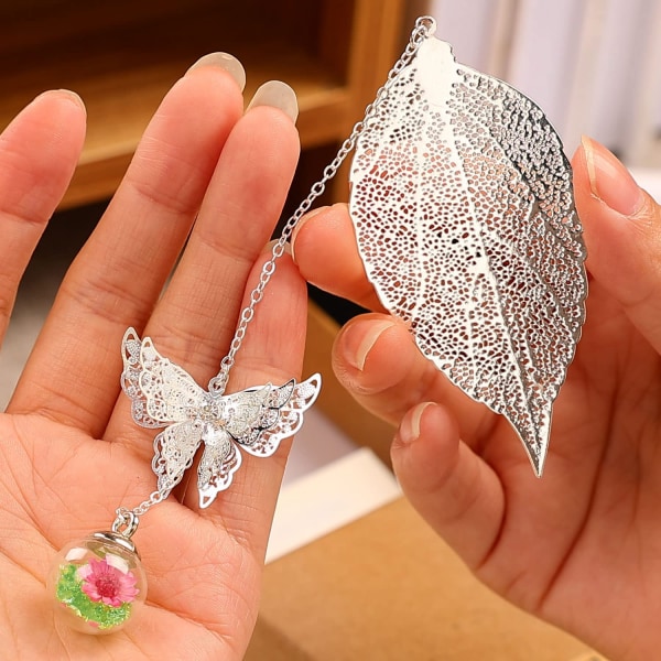 Bokmärken med 3D fjärilshänge Silver Bladgrön Safflor-