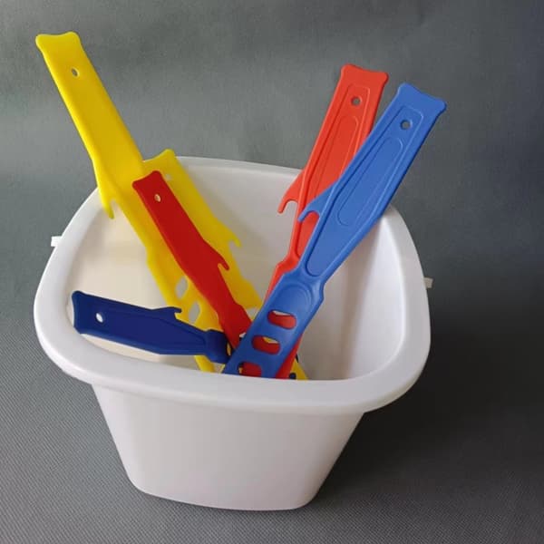 Sett med 4 plastblandere 280 mm
