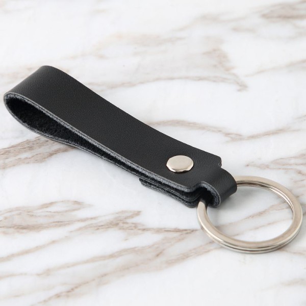 A black leather key chain, 80mm × 16mm automotive male and femal