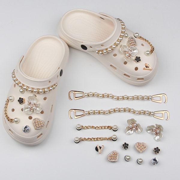 14 delar 3D pärlor träskor sandaler ornament, skoberlocker, söt sko