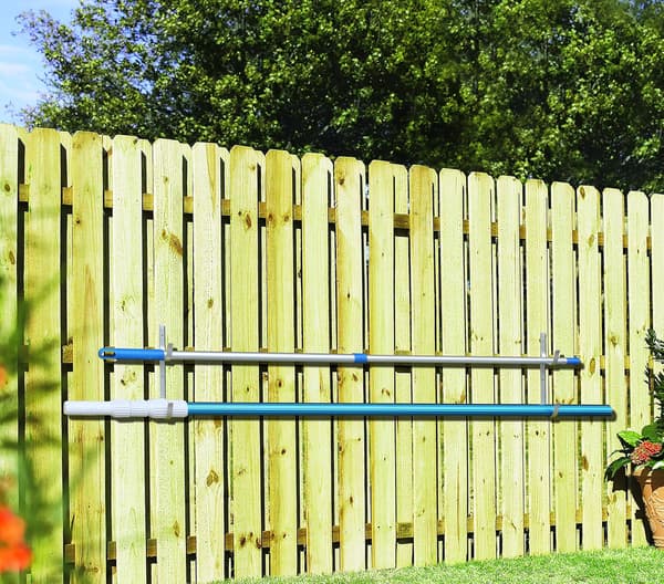2-pack poolstångshållare i premium blått aluminium, idealisk för