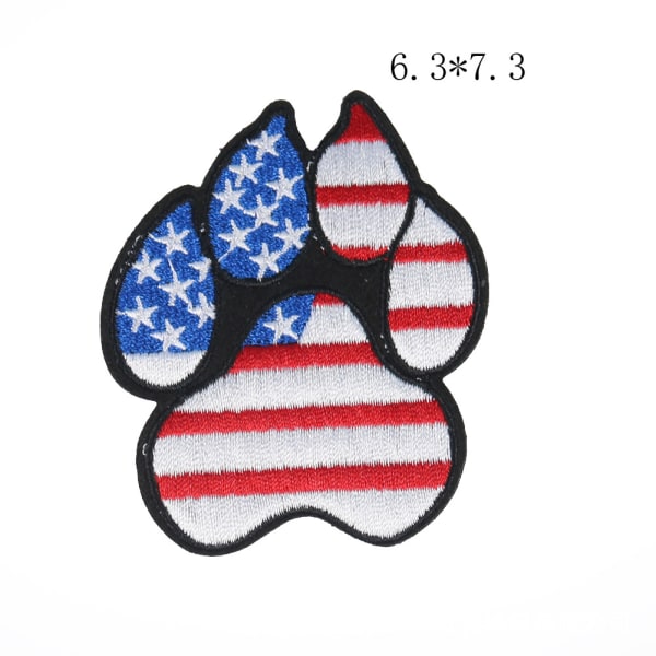 9 stk broderte lapper med hundepotesymbol - strykemerker for DIY-broderi