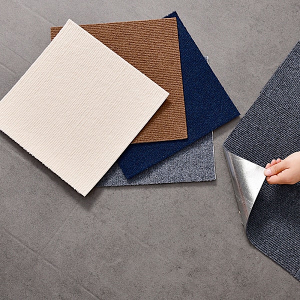 Teppefliser 30 x 30 cm Selvklebende Teppefliser Sklisikre Gjenbrukbare Teppeflater (10 stk) Light Gray