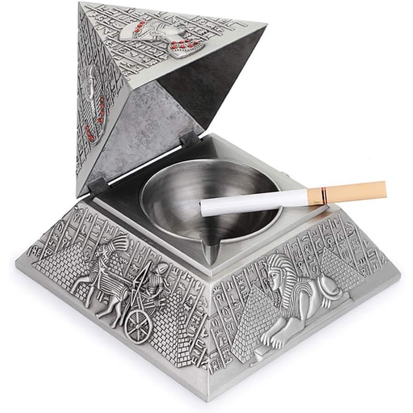 Metallinen Retro Pyramid -tuhkakuppi tuulenpitävällä kannella, sisä- ja ulkokäyttöön