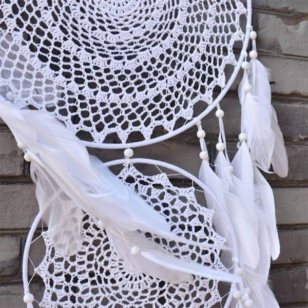 Brun-Stor Drömfångare med 3 Cirklar, Vit Fjäder Macrame