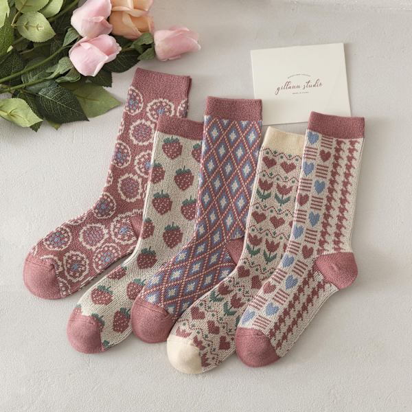 5 par strumpor, barn, höst och vinter, rosa, kärlek, halm
