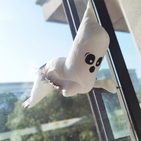 Halloween fönsterdekoration skräckfönster spöke plyschdocka stari