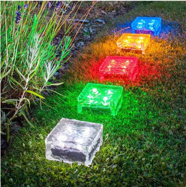 4-pakks Solcellelys, 10*10*5cm Utendørs Solcellelys, Isblokklys (7 farger)