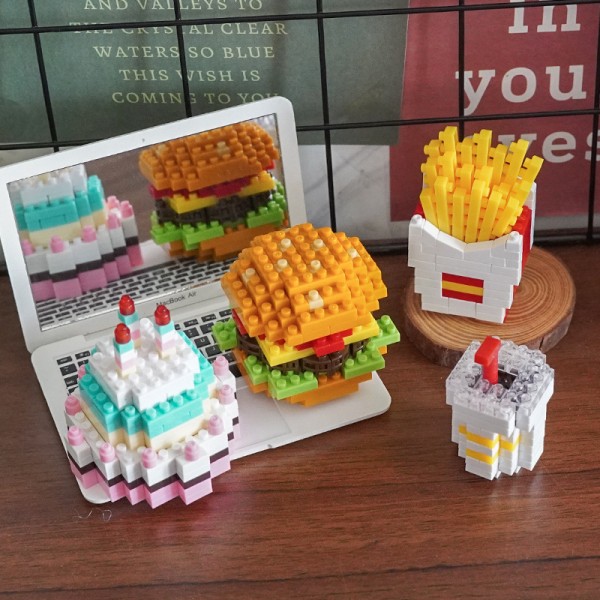 Hamburger-pomfritter, små granuler, patchwork-blok-kage, hamburgerlegetøj