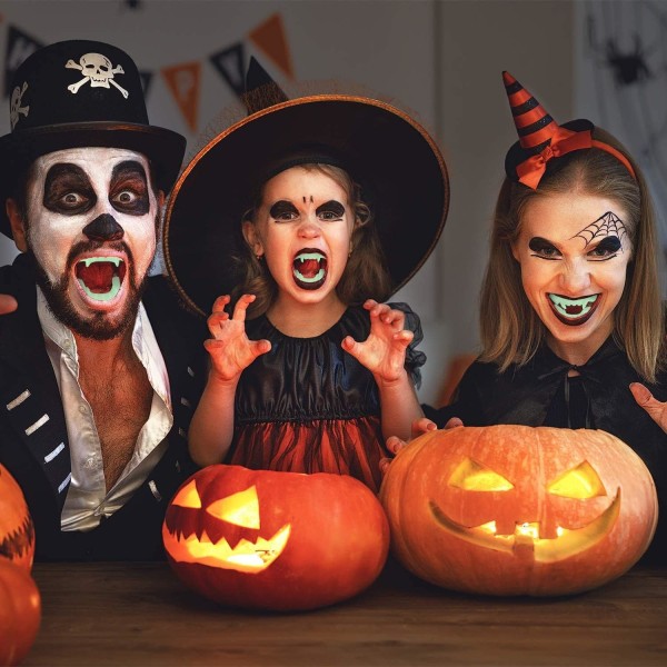 Halloween-tänder som lyser i mörkret, vampyrtänder, utklädning, låtsaslek (12-pack)