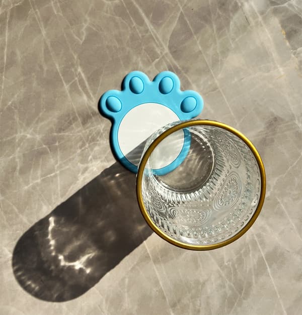 Sæt med seks (ca. 9,5*9,5 cm) søde tegneserie-katteklo-glasunderlag