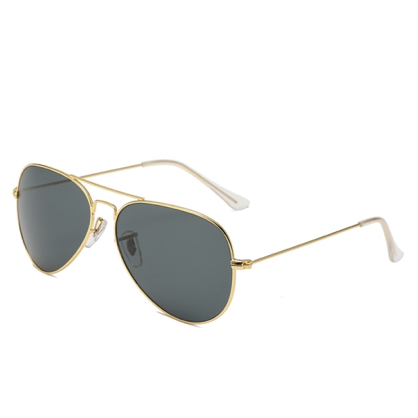 Skinnende gull solbriller for menn d225 | Fyndiq