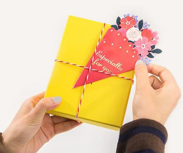 Sett med 6 mini gratulasjonskort + små konvolutter - blomsterbukett