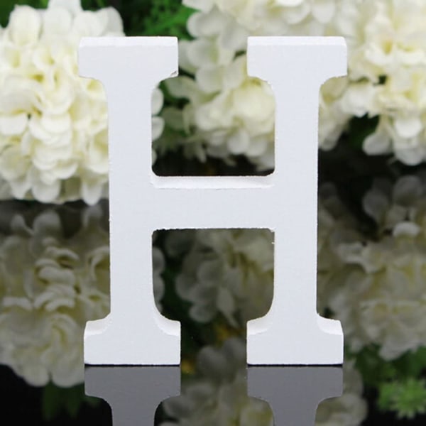 Sett med 5 (HAPPY) dekorative trebokstaver, 26 White Alphabet Woo
