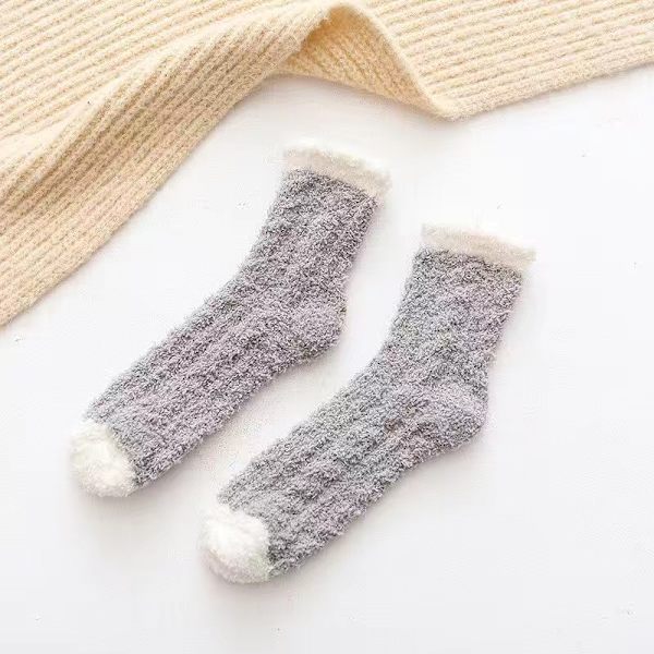 5-pack Varma och Fluffiga Sovsstrumpor för Kvinnor, Bekväma Mid-Calf Vinterstrumpor
