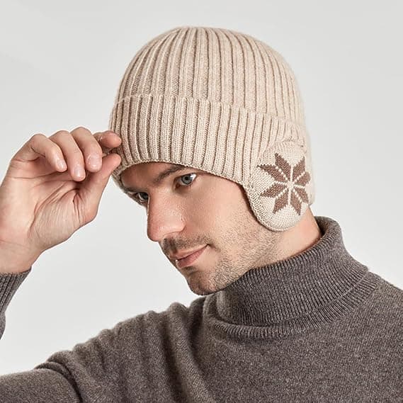Vinterstrikhue til mænd og kvinder - Beige (med øreklapper) Varm W